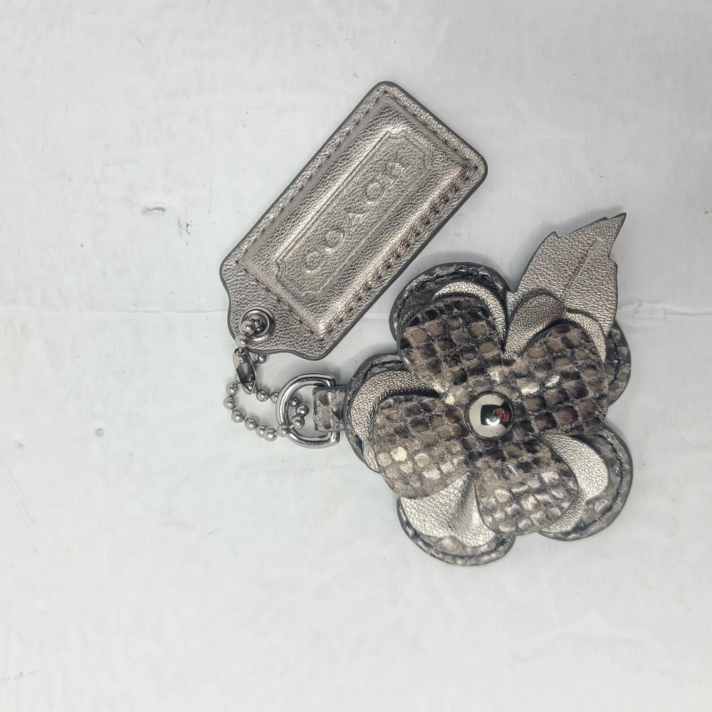 COACH Metallic Silver Gray Leather Tea Rose Flower Bag Charm Hangtag Snakeskin